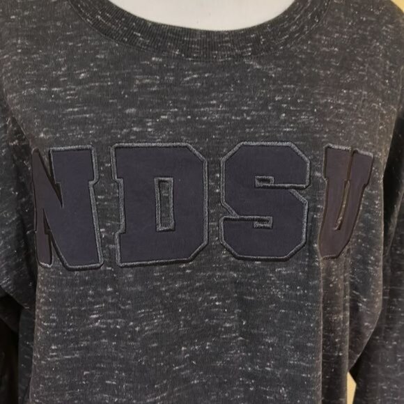 Ndsu North Dakota Bison Charcoal Gray Sweatshirt Womens Medium New - Picture 2 of 7